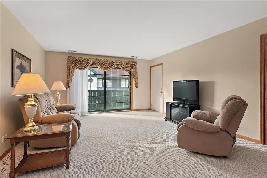 8058 Autobahn Drive #202, Palos Park, IL 60464 - Image #3