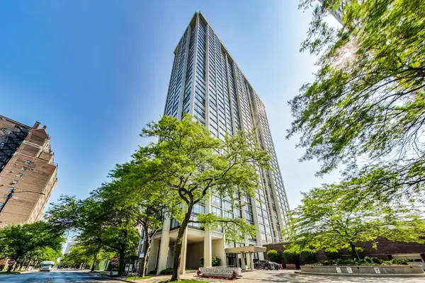 5455 N Sheridan Road #1015, Chicago, IL 60640