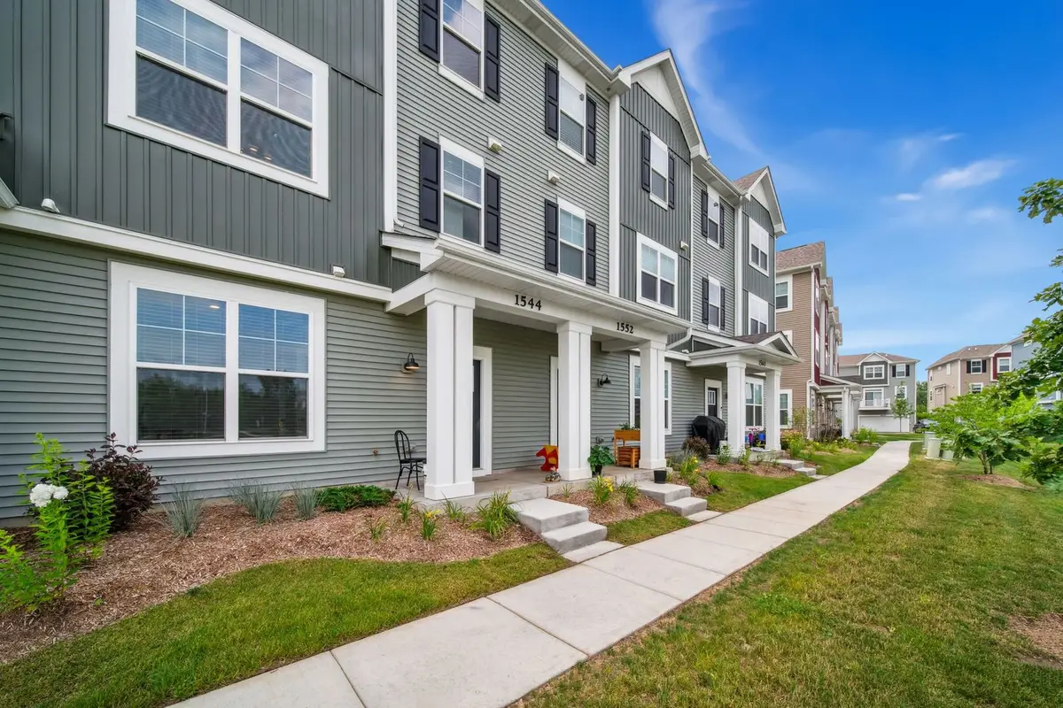 1544 Syracuse Drive, Grayslake, IL 60030 - Image #1