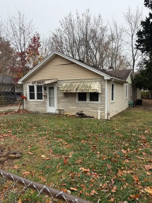 Address Withheld By Seller, Urbana, IL 61801