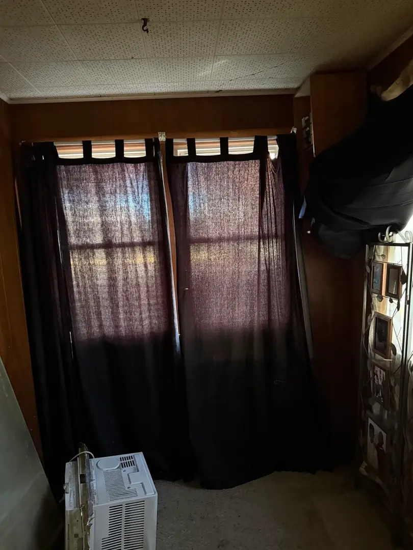 Address Withheld By Seller, Urbana, IL 61801 - Image #3