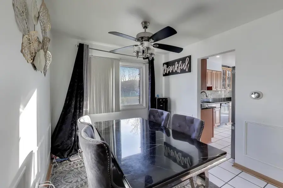 1507 Clearwater Lane, Wheeling, IL 60090 - Image #2