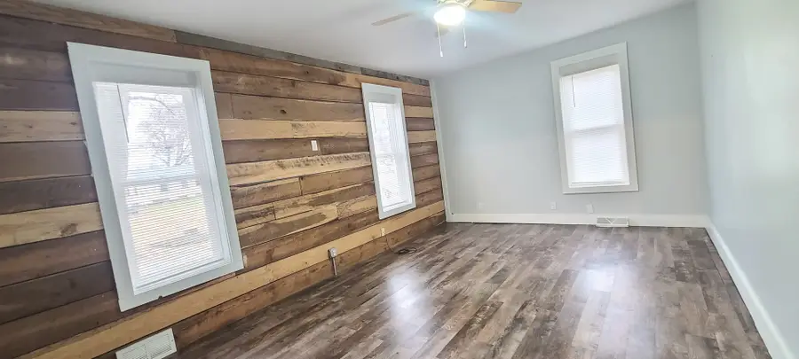 804 S 4th Street, Oregon, IL 61061 - Image #2