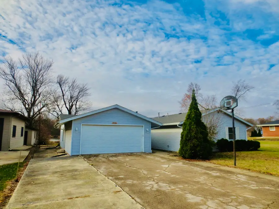 8326 Shore Drive, Machesney Park, IL 61115 - Image #2