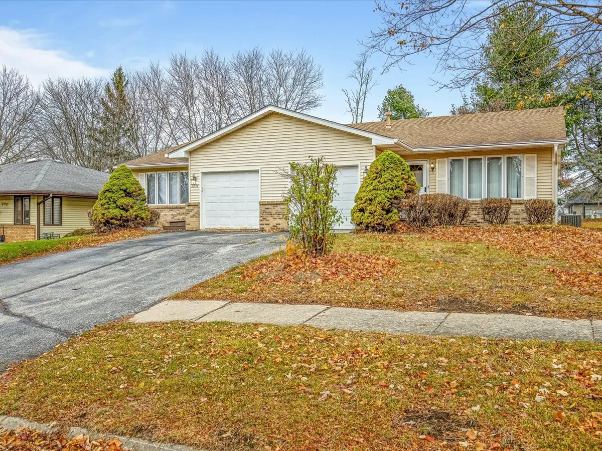 5634-38 Elaine Drive, Rockford, IL 61108 - Image #1