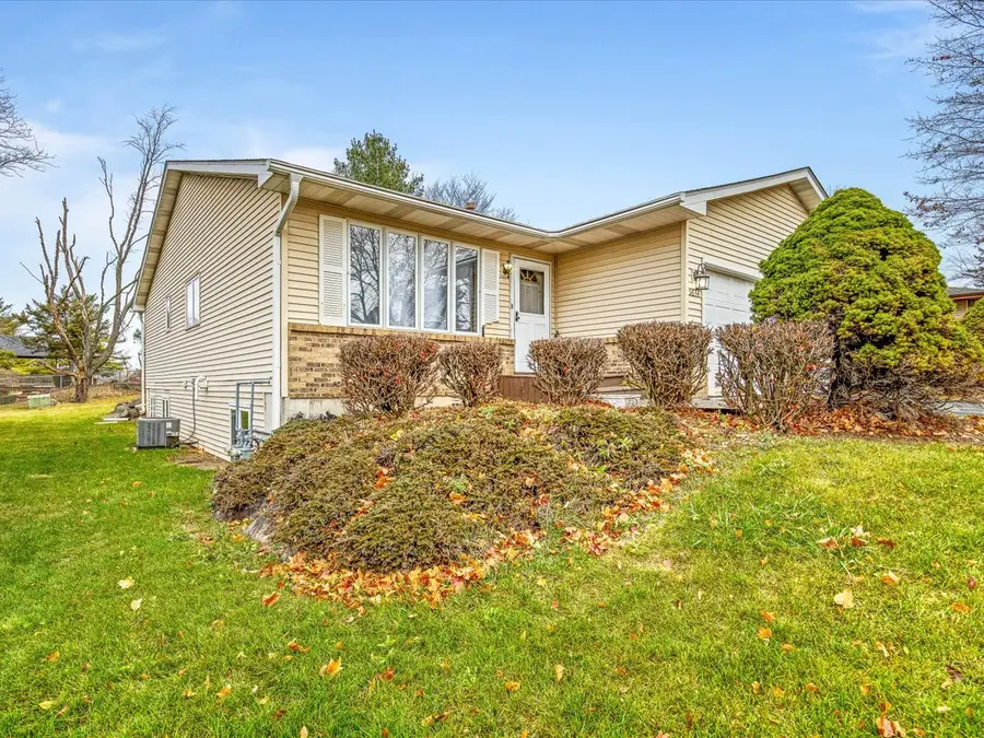 5634-38 Elaine Drive, Rockford, IL 61108 - Image #2