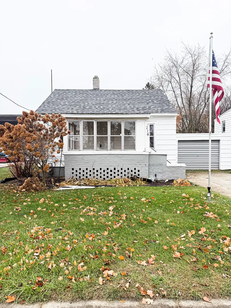 216 E 3rd Street, Aroma Park, IL 60910 - Image #2