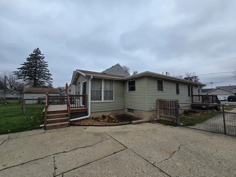 417 Stewart Avenue, Woodstock, IL 60098 - Image #3