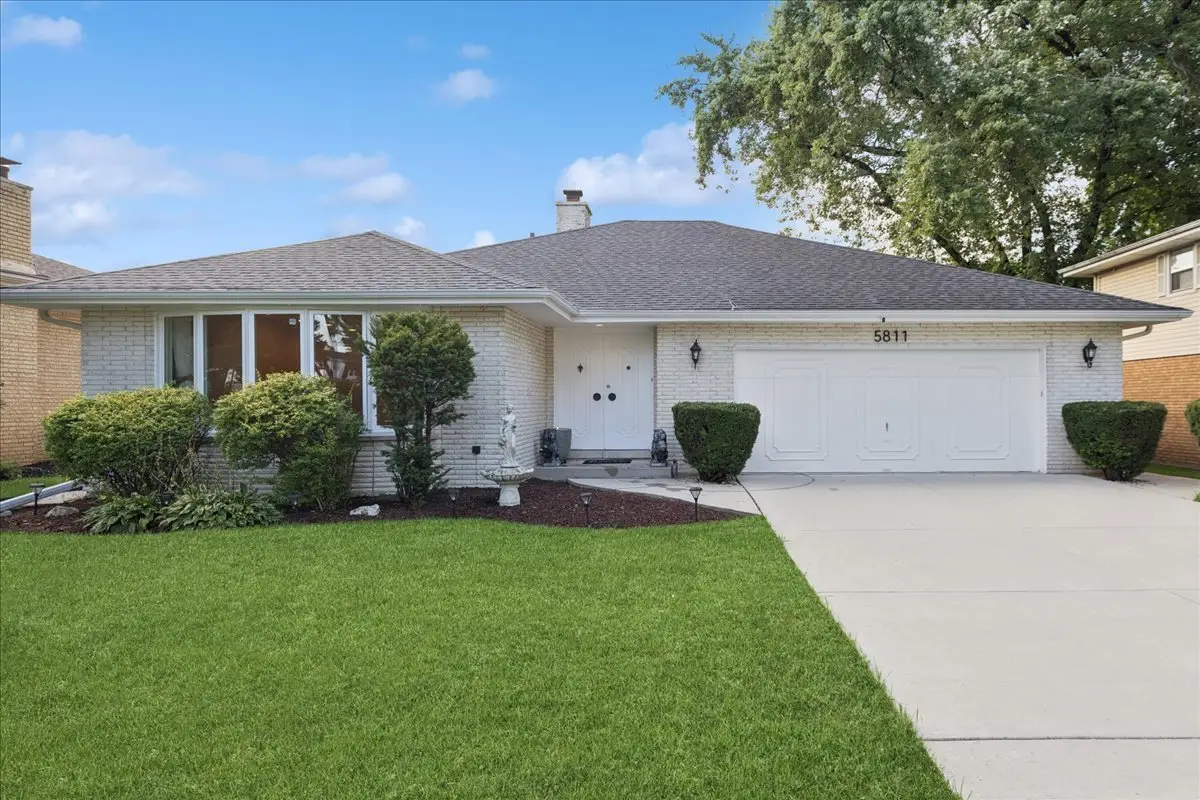 5811 Longview Drive, Countryside, IL 60525 - Image #1