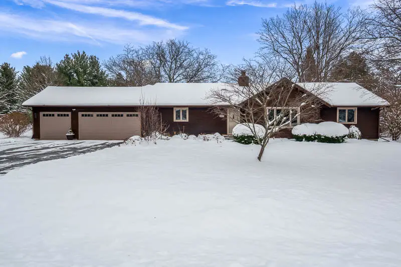 10077 Jesters Row, Roscoe, IL 61073 - Image #2