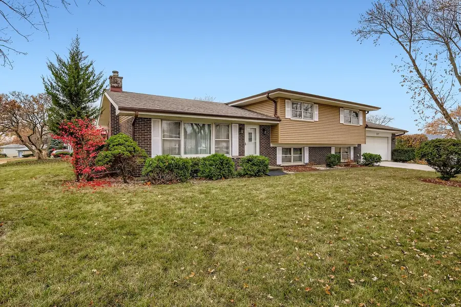 517 E Weathersfield Way, Schaumburg, IL 60193 - Image #2