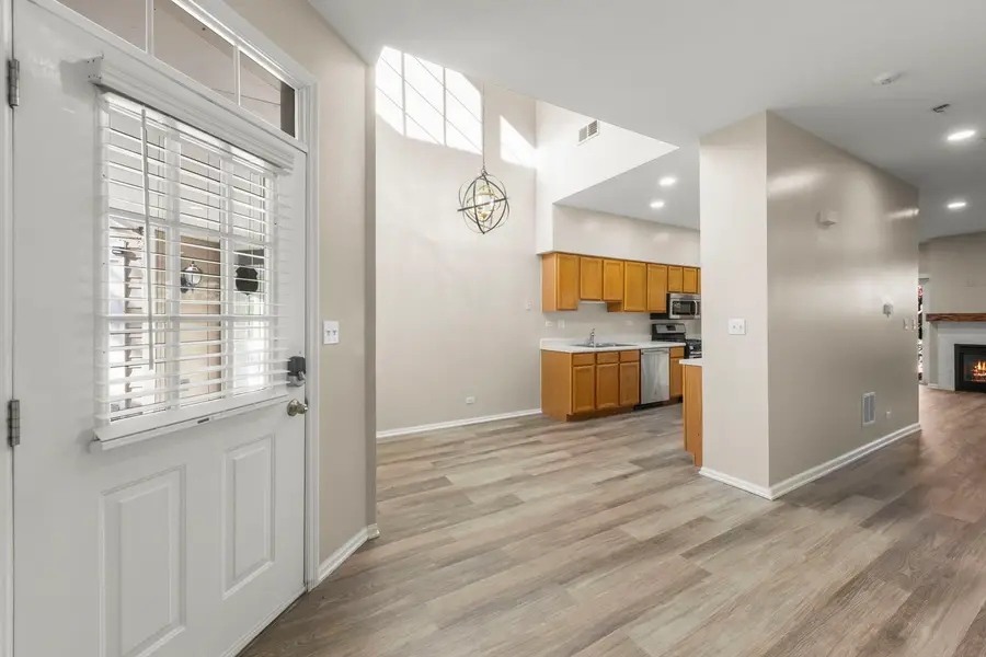 2911 Dearborn Court, Naperville, IL 60563 - Image #3