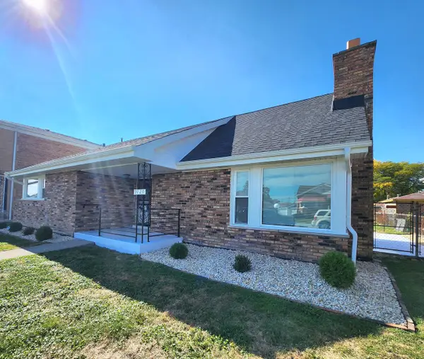 9720 S Princeton Street, Chicago, IL 60628