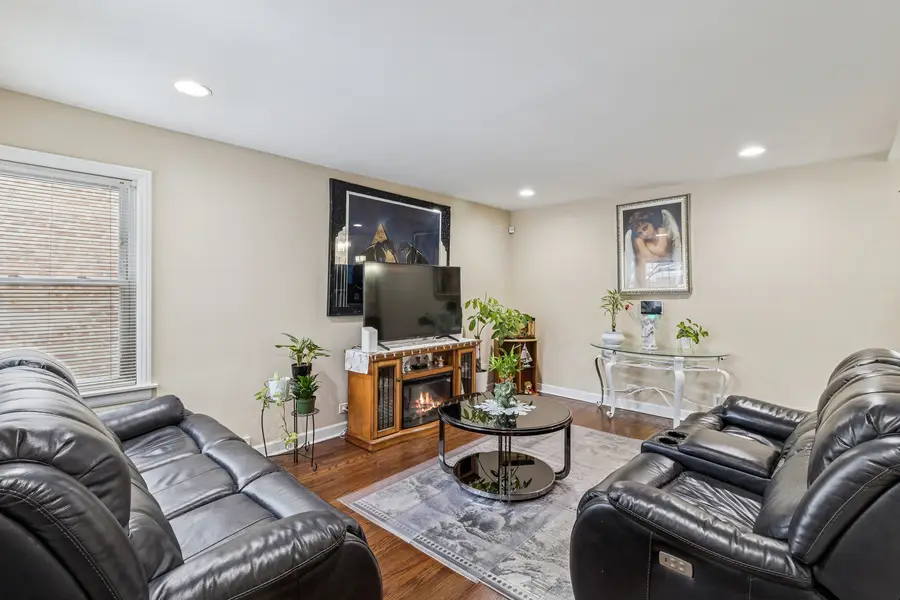 4109 Wenonah Avenue, Stickney, IL 60402 - Image #2