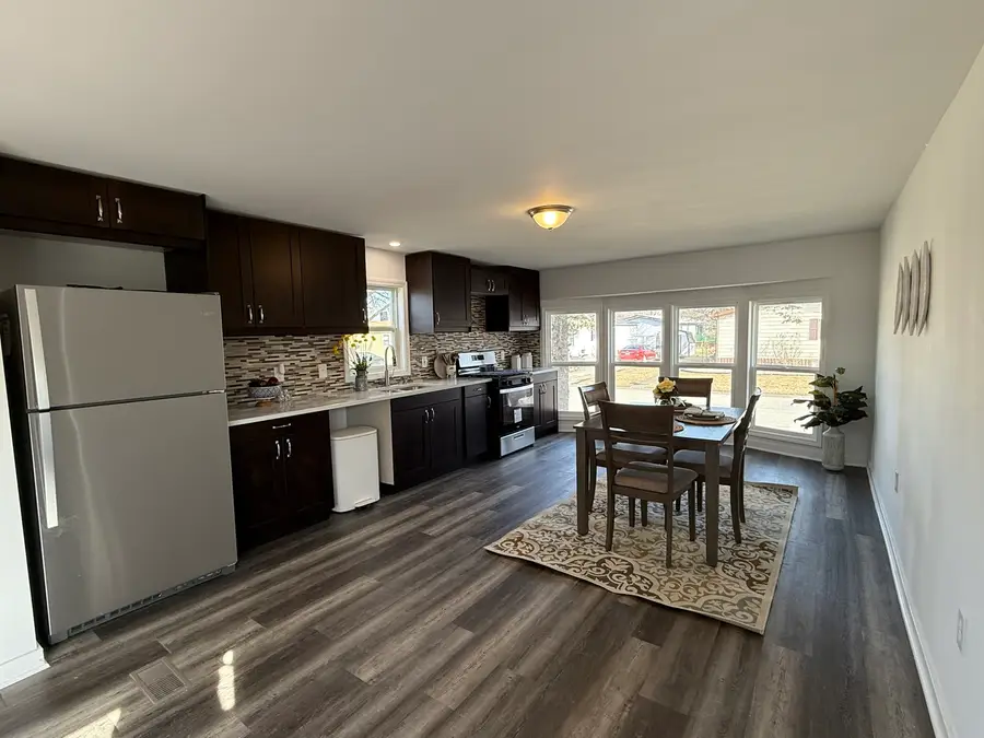 237 Blackthorn Road, Matteson, IL 60443 - Image #3