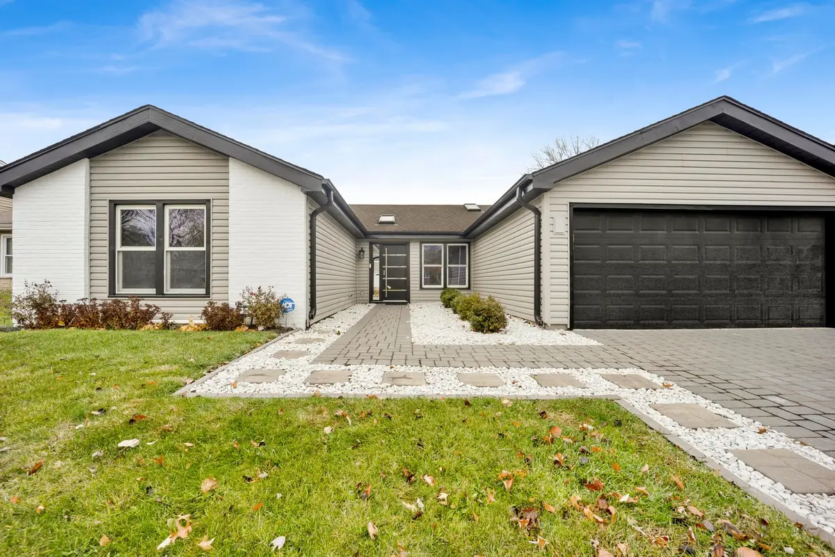 1941 Glenrock Lane, Glendale Heights, IL 60139 - Image #1