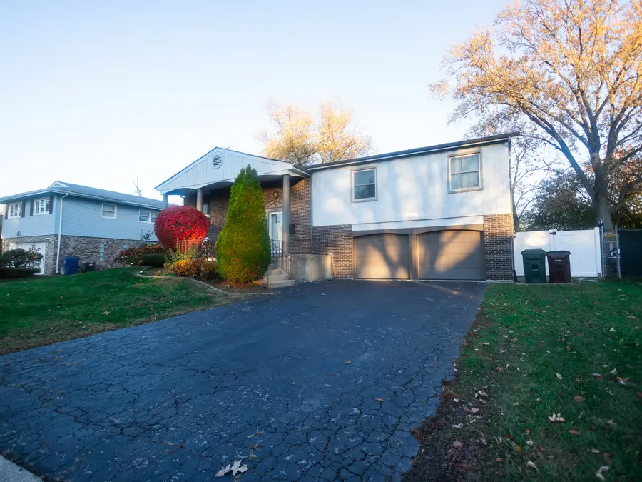 18051 Los Angeles Avenue, Homewood, IL 60430 - Image #2
