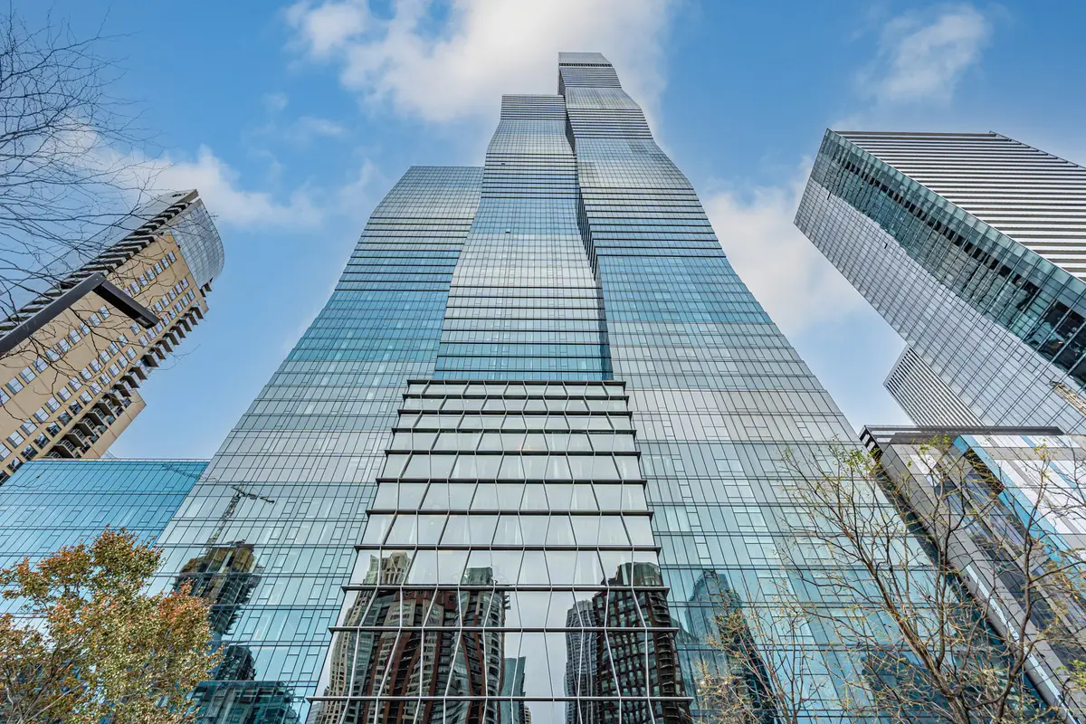 363 E Wacker Drive #1402, Chicago, IL 60601 - Image #1