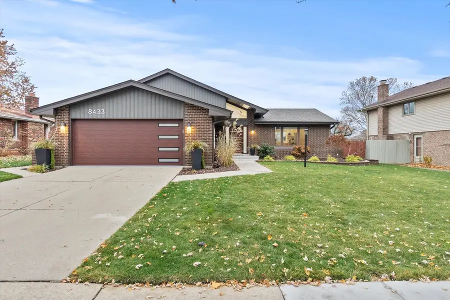 8433 Wheeler Drive, Orland Park, IL 60462 - Image #2