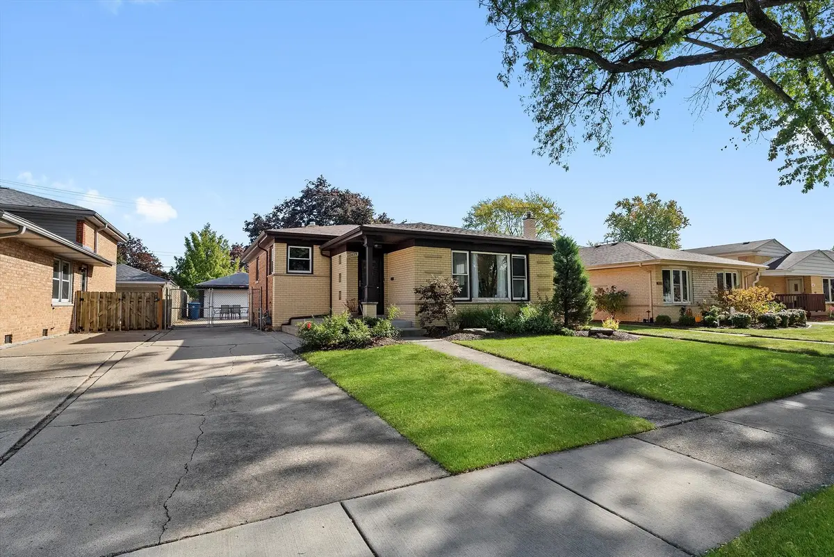 10429 S Keeler Avenue, Oak Lawn, IL 60453 - Image #1