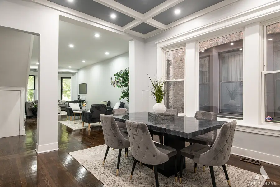 4937 S Prairie Avenue, Chicago, IL 60615 - Image #2