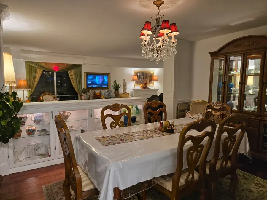 6933 N Kedzie Avenue #1209, Chicago, IL 60645 - Image #3