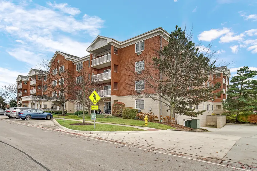 1220 Depot Street #409, Glenview, IL 60025 - Image #2