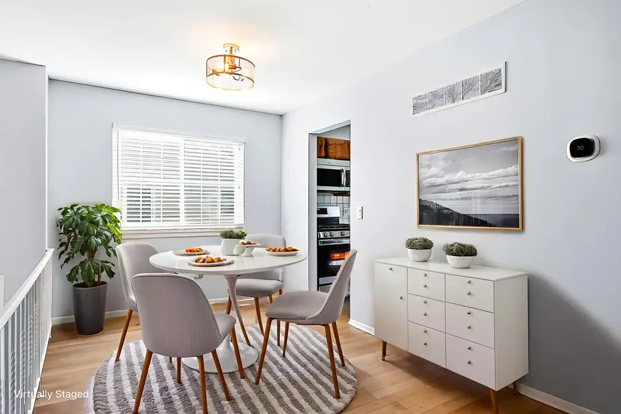 1500 Oak Valley Drive, Cary, IL 60013 - Image #2