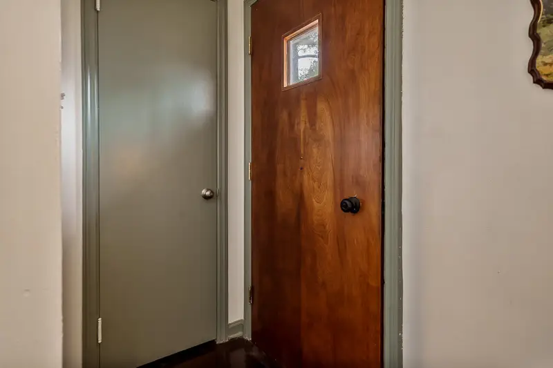 912 King Street, Rockford, IL 61103 - Image #2