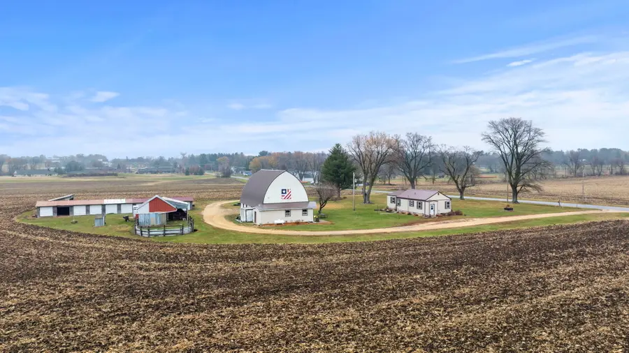 1684 N Mt Morris Road, Mount Morris, IL 61054 - Image #2