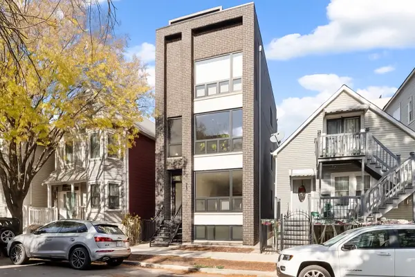 2852 W Lyndale Street #1, Chicago, IL 60647