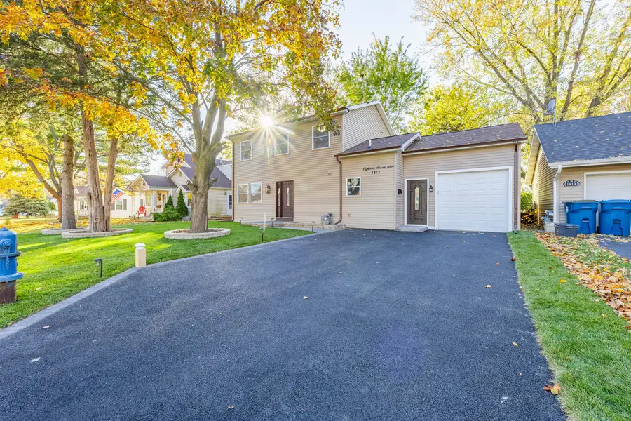1817 Kelly Avenue, Crest Hill, IL 60403 - Image #2