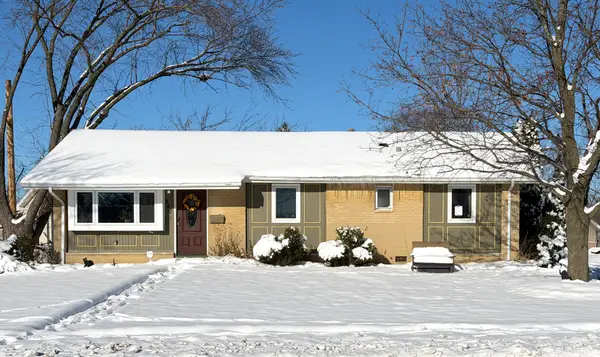 Address Withheld By Seller, Hoffman Estates, IL 60169