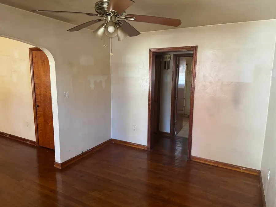 Address Withheld By Seller, Rantoul, IL 61866 - Image #3