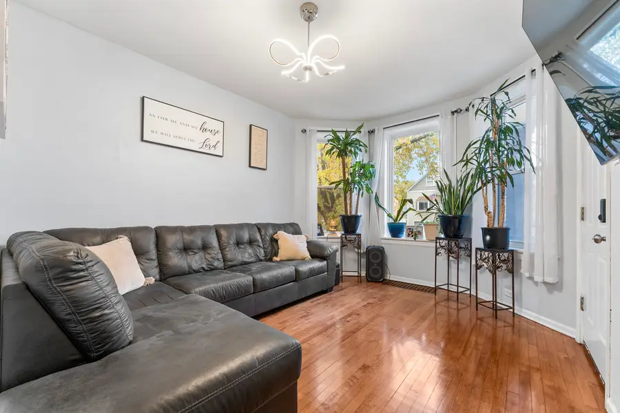 1333 Clinton Avenue, Berwyn, IL 60402 - Image #2