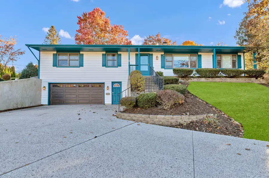 1405 Surrey Lane, Algonquin, IL 60102 - Image #3