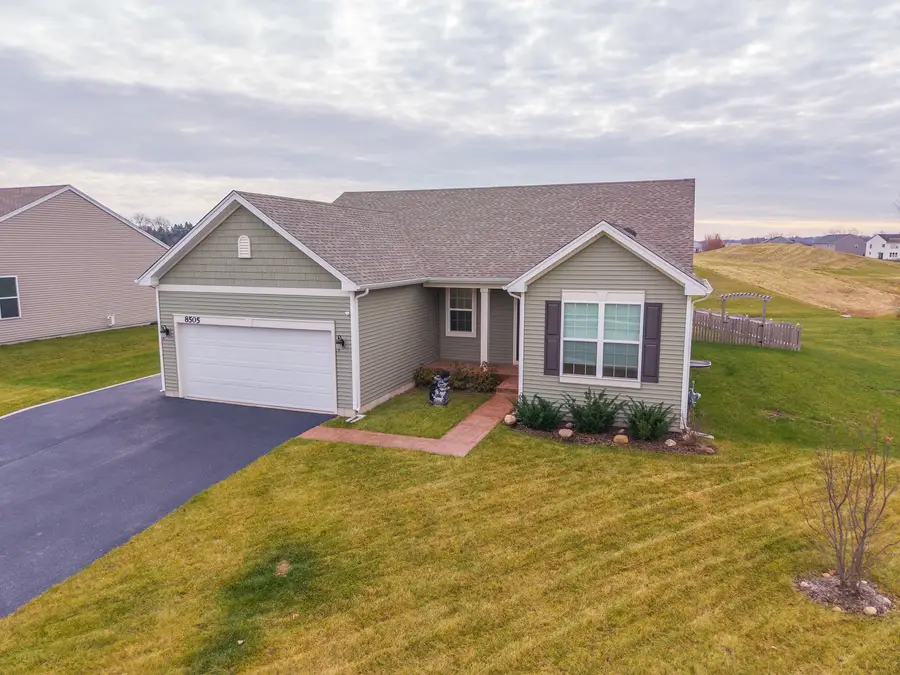 8505 White Oaks Court, Wonder Lake, IL 60097 - Image #2