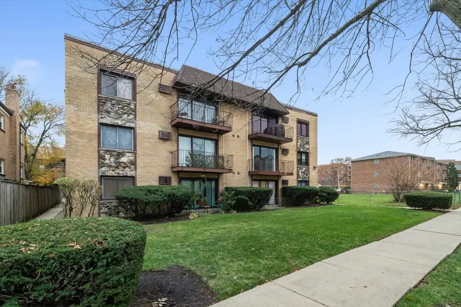 1279 Harding Avenue #3D, Des Plaines, IL 60016 - Image #2