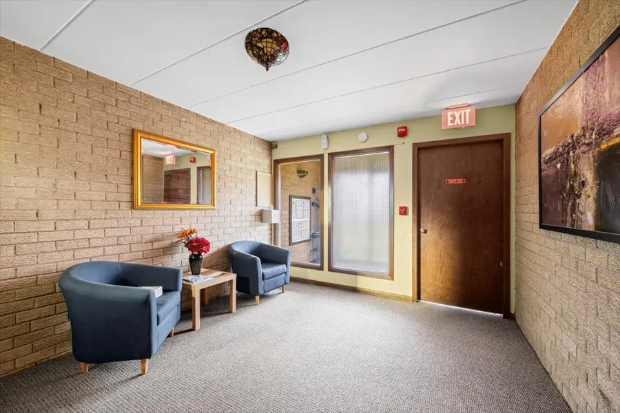 1279 Harding Avenue #3D, Des Plaines, IL 60016 - Image #3