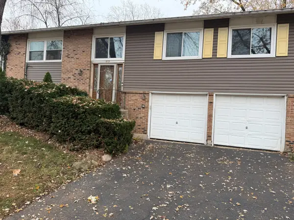 Address Withheld By Seller, Bolingbrook, IL 60440