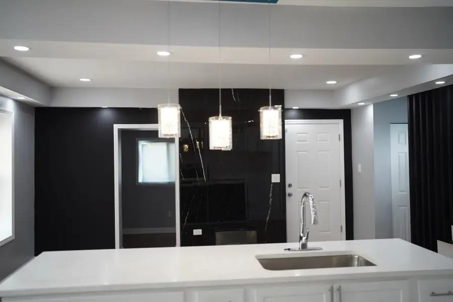 Address Withheld By Seller, Chicago, IL 60619 - Image #3