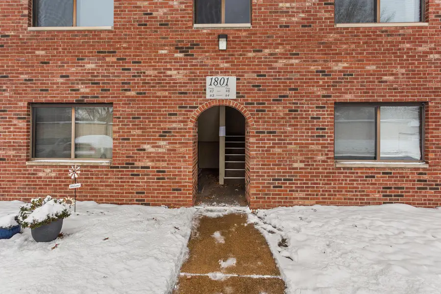 Address Withheld By Seller, Urbana, IL 61802 - Image #3