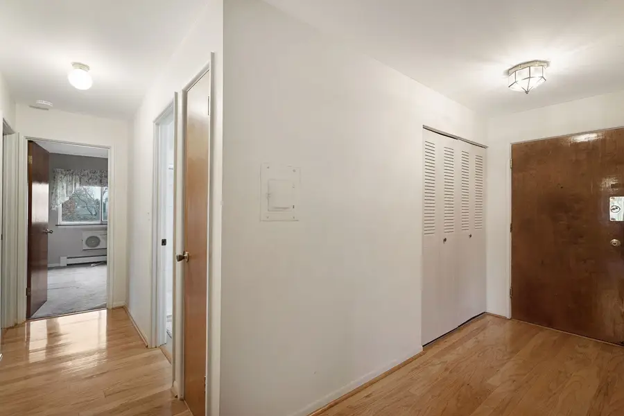 Address Withheld By Seller, Lombard, IL 60148 - Image #3