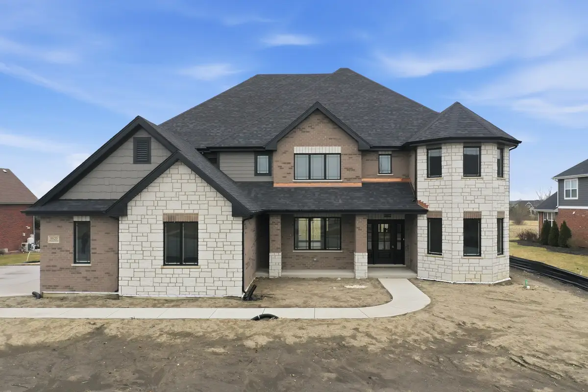 8620 Pine Ridge Drive, Frankfort, IL 60423 - #1