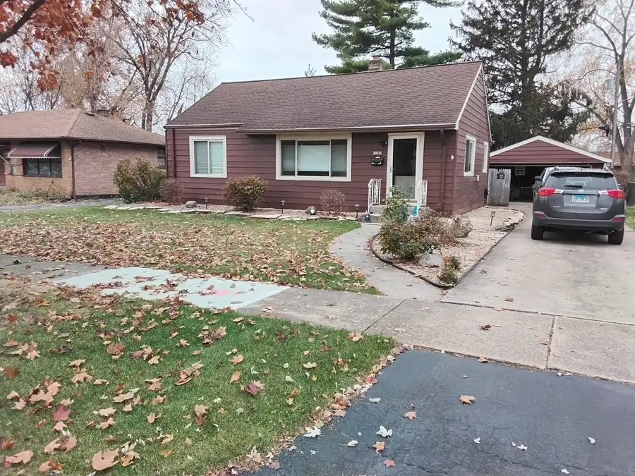 10816 Princess Avenue, Chicago Ridge, IL 60415 - Image #2