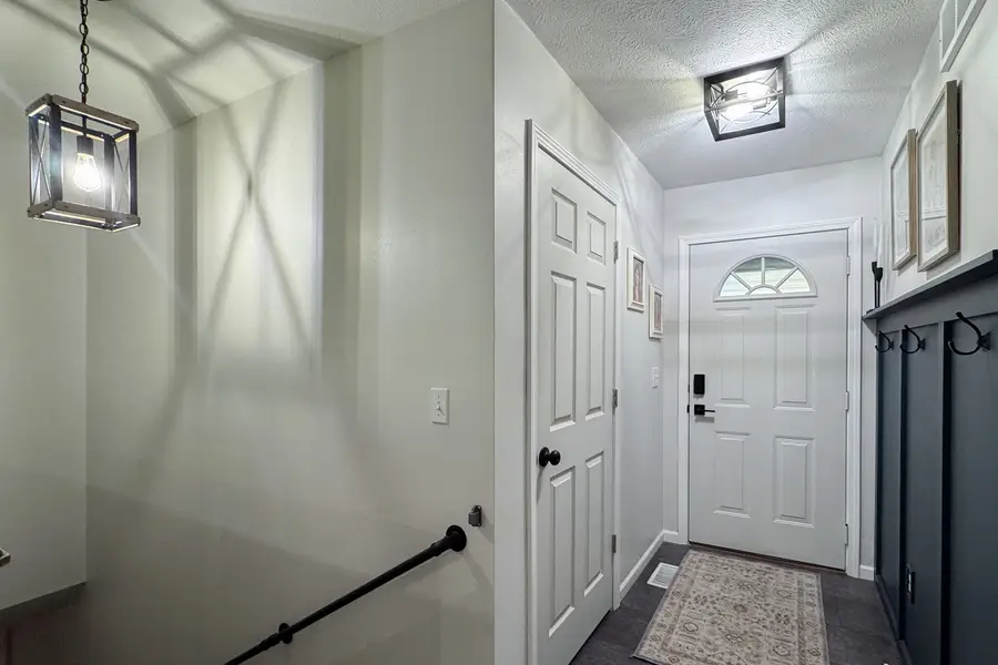 106 Thornhill Drive, Poplar Grove, IL 61065 - Image #2