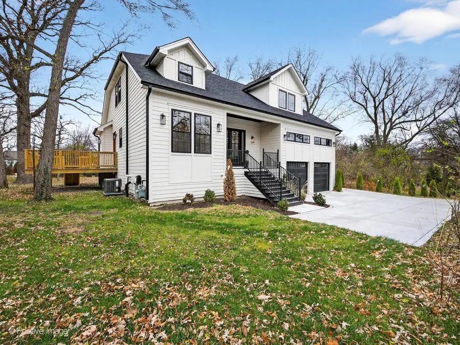 11300 Sequoya Lane, Indian Head Park, IL 60525 - #2