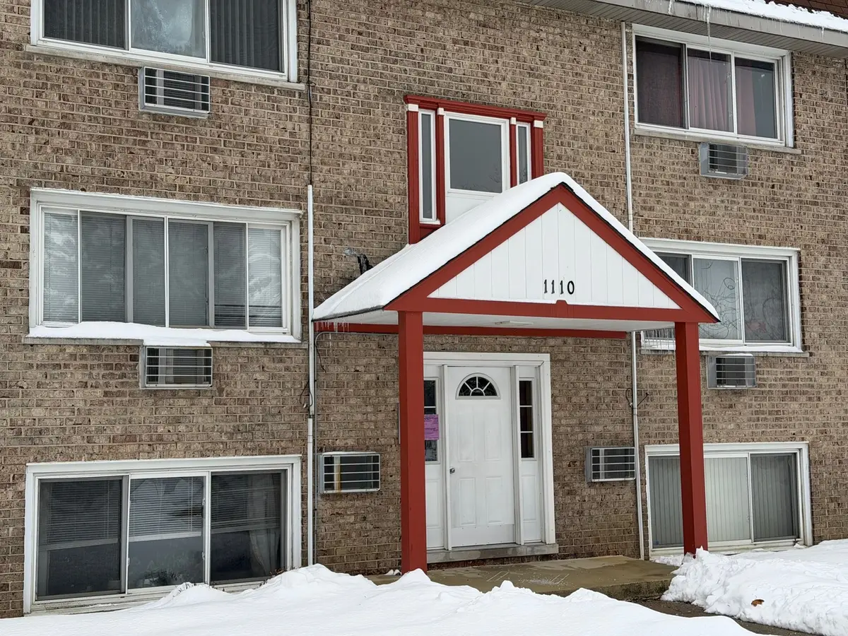 1110 W 18th Street #1E, Broadview, IL 60155 - Image #1
