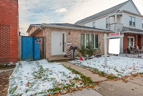 7503 W 58th Place, Summit, IL 60501