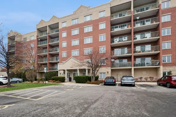 7450 Lincoln Avenue #609, Skokie, IL 60077